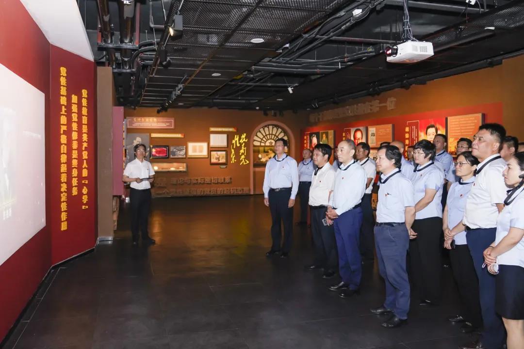 �������֡�(�й���)���޹�˾����